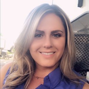 Meet your Posher, Christine